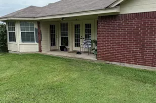 907 Dogwood St, Waco, TX 76706 - Photo 5