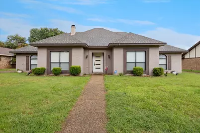1103 Briarcliff Drive, Arlington, TX 76012 - Photo 1