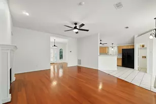 1215 Aylesbury Dr, Allen, TX 75002 - Photo 9