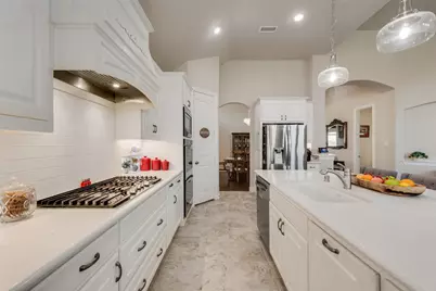 13921 Bluebell Drive, Little Elm, TX 75068 - Photo 7