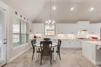 13921 Bluebell Drive, Little Elm, TX 75068 - Photo 5