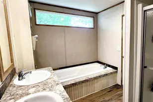 2601 Robinson Dr, Waco, TX 76706 - Photo 17