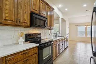 613 W Sheila Cir, Joshua, TX 76058 - Photo 17