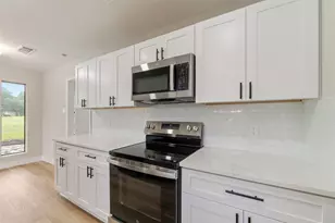 809 Havenwood Ln S, Fort Worth, TX 76112 - Photo 23