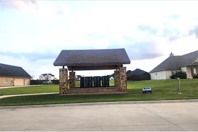 129 Chisolm Trail, Pottsboro, TX 75076 - Photo 9