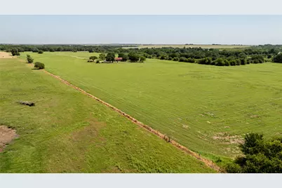 12520 Fm 455 E, Pilot Point, TX 76258 - Photo 21