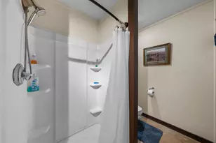 101 Starhorn Rd, Marble Falls, TX 78654 - Photo 15