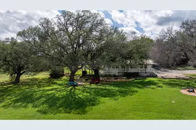 5986 Field Court, Granbury, TX 76048 - Photo 35