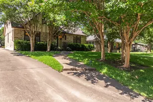 310 Carr St, Hillsboro, TX 76645 - Photo 5