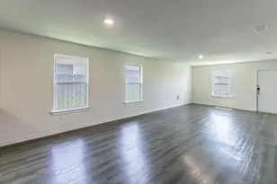 7718 Florence Dr, Abilene, TX 79606 - Photo 3