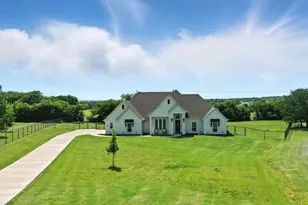 363 Red Bird Dr, Springtown, TX 76082 - Photo 9