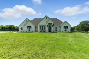 363 Red Bird Dr, Springtown, TX 76082 - Photo 11