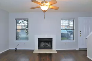 1131 Dallas Dr, Denton, TX 76205 - Photo 3