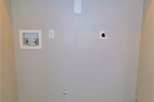 1131 Dallas Dr, Denton, TX 76205 - Photo 9