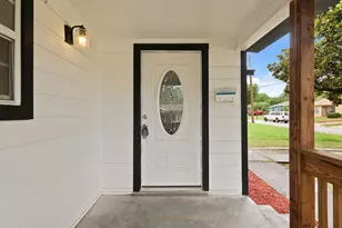 3624 Baylor St, Fort Worth, TX 76119 - Photo 5