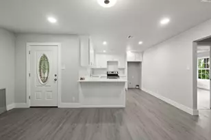 3624 Baylor St, Fort Worth, TX 76119 - Photo 7