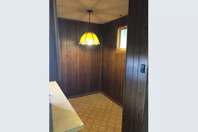 808 W 7th Street, Bonham, TX 75418 - Photo 11