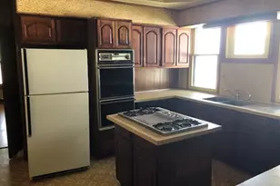 808 W 7th St, Bonham, TX 75418 - Photo 9