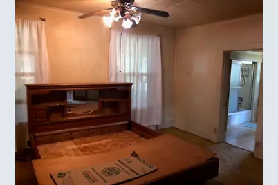 808 W 7th Street, Bonham, TX 75418 - Photo 13