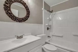 1414 S Houston Ave, Denison, TX 75021 - Photo 23