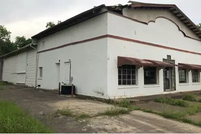 812 W 7th Street, Bonham, TX 75418 - Photo 3