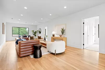 9019 Liptonshire Drive, Dallas, TX 75238 - Photo 23