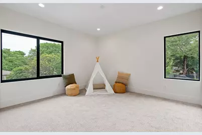 9019 Liptonshire Drive, Dallas, TX 75238 - Photo 31