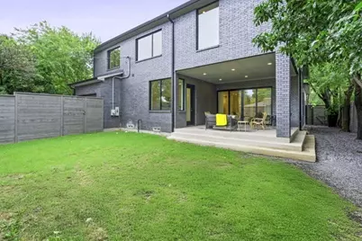 9019 Liptonshire Drive, Dallas, TX 75238 - Photo 39