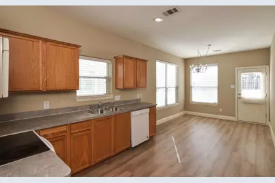 9810 Walnut Hill Drive, Providence Village, TX 76227 - Photo 5