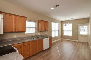 9810 Walnut Hill Dr, Providence Village, TX 76227 - Photo 5