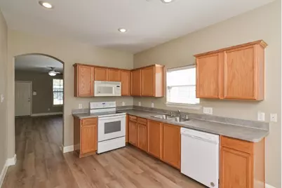 9810 Walnut Hill Drive, Providence Village, TX 76227 - Photo 3