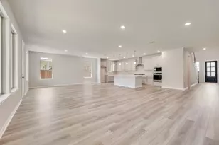 15005 Sagasta Ct, Little Elm, TX 75068 - Photo 9