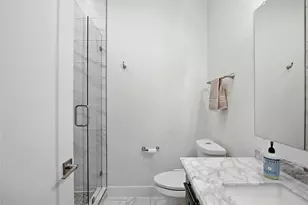 4640 Munger Ave, Dallas, TX 75204 - Photo 17