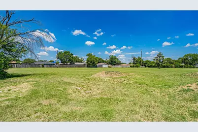 730 S Cherry Lane, White Settlement, TX 76108 - Photo 15