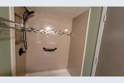 5021 Buttonwood Lane, Garland, TX 75043 - Photo 15