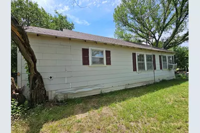 127 Morgan Street, Pilot Point, TX 76258 - Photo 5