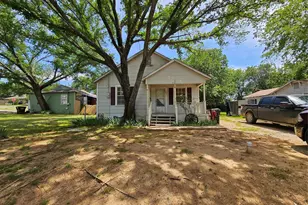127 Morgan St, Pilot Point, TX 76258 - Photo 3