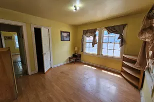 127 Morgan St, Pilot Point, TX 76258 - Photo 13