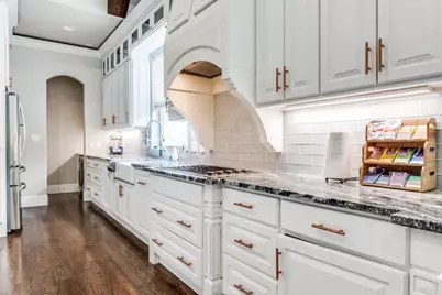 2104 Wellington Street, Greenville, TX 75401 - Photo 9