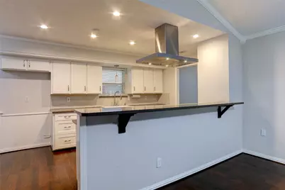 9424 Hunters Creek Drive, Dallas, TX 75243 - Photo 7