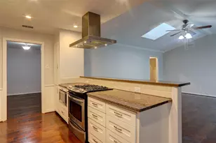 9424 Hunters Creek Dr, Dallas, TX 75243 - Photo 9