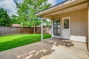 2126 Pueblo Dr, Carrollton, TX 75006 - Photo 25