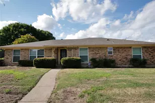 1047 Quail Run, Duncanville, TX 75116 - Photo 1