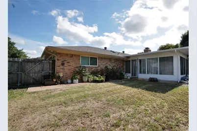 1047 Quail Run, Duncanville, TX 75116 - Photo 29