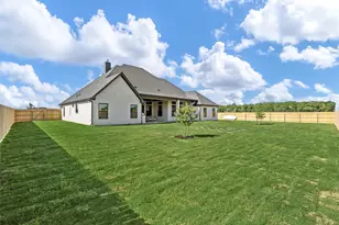 213 Amistad, McGregor, TX 76657 - Photo 35