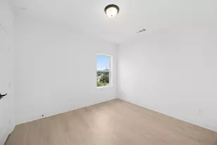 9310 Celestine Ave, Dallas, TX 75243 - Photo 31