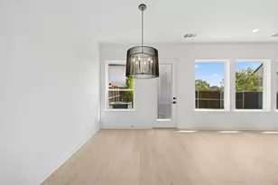 9310 Celestine Ave, Dallas, TX 75243 - Photo 15