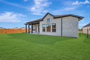 2245 Village Trl, Lakewood Village, TX 75068 - Photo 3