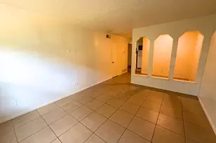 219 Fry St, Denton, TX 76201 - Photo 3