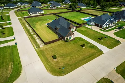 1111 Hayfield Drive, Midlothian, TX 76065 - Photo 29